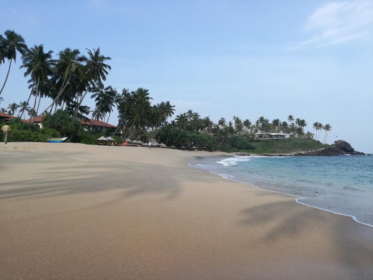 Golden Beach Rest Hotel Tangalle Exterior photo